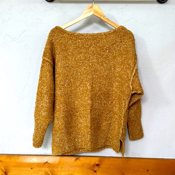 Free People Boat Neck sweater on size S - Picture 2 of 2